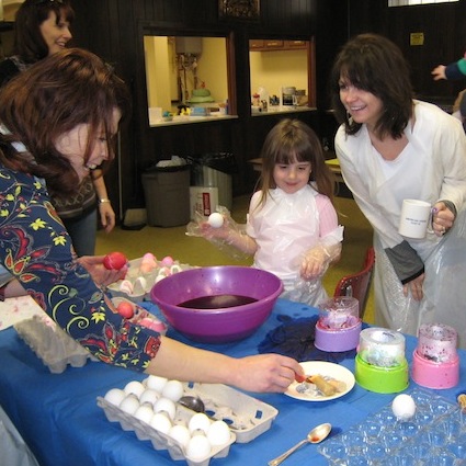 Photo of Easter egg dyeing