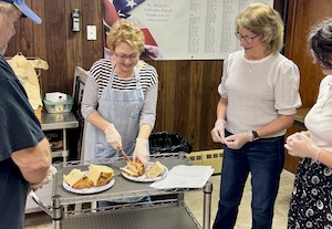 Photos from our 2025 paska-baking class